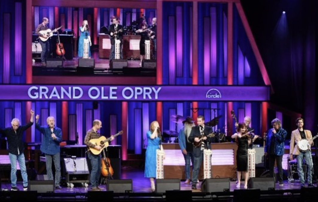 Oaks-Darin-Brooke-Aldridge-Opry-1063×675